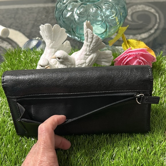 Tahari Women’s Faux Leather - Picture 9 of 9